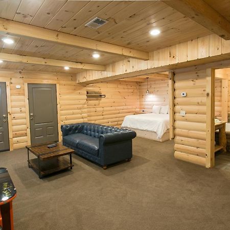 Hummingbird Haven Cabin By Amish Country Lodging 베를린 외부 사진