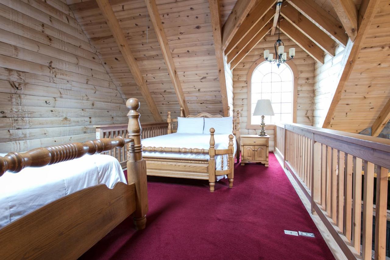 Hummingbird Haven Cabin By Amish Country Lodging 베를린 외부 사진